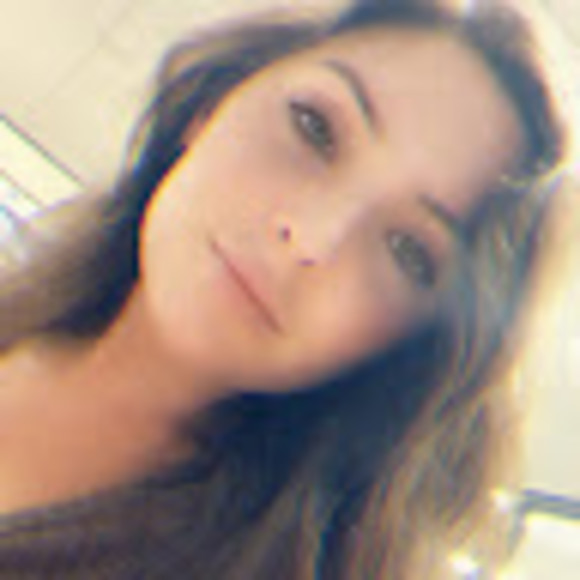 Meet your Posher, Erica - Picture 1 of 1